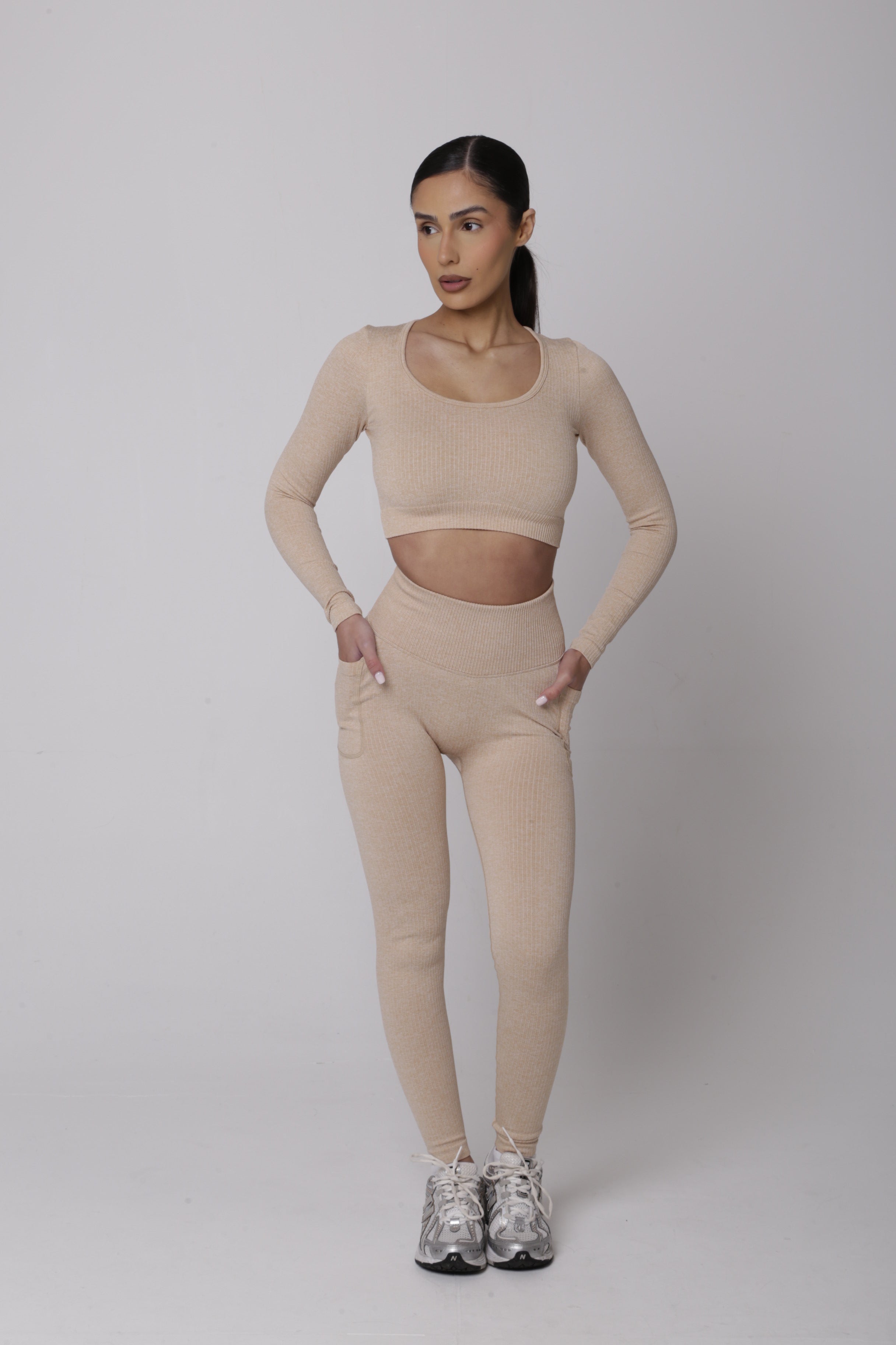 Ribbed Lux Longsleeve Croptop