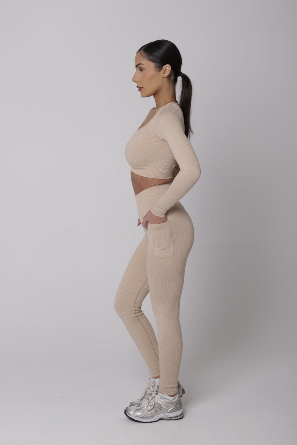 Ribbed Lux Longsleeve Croptop