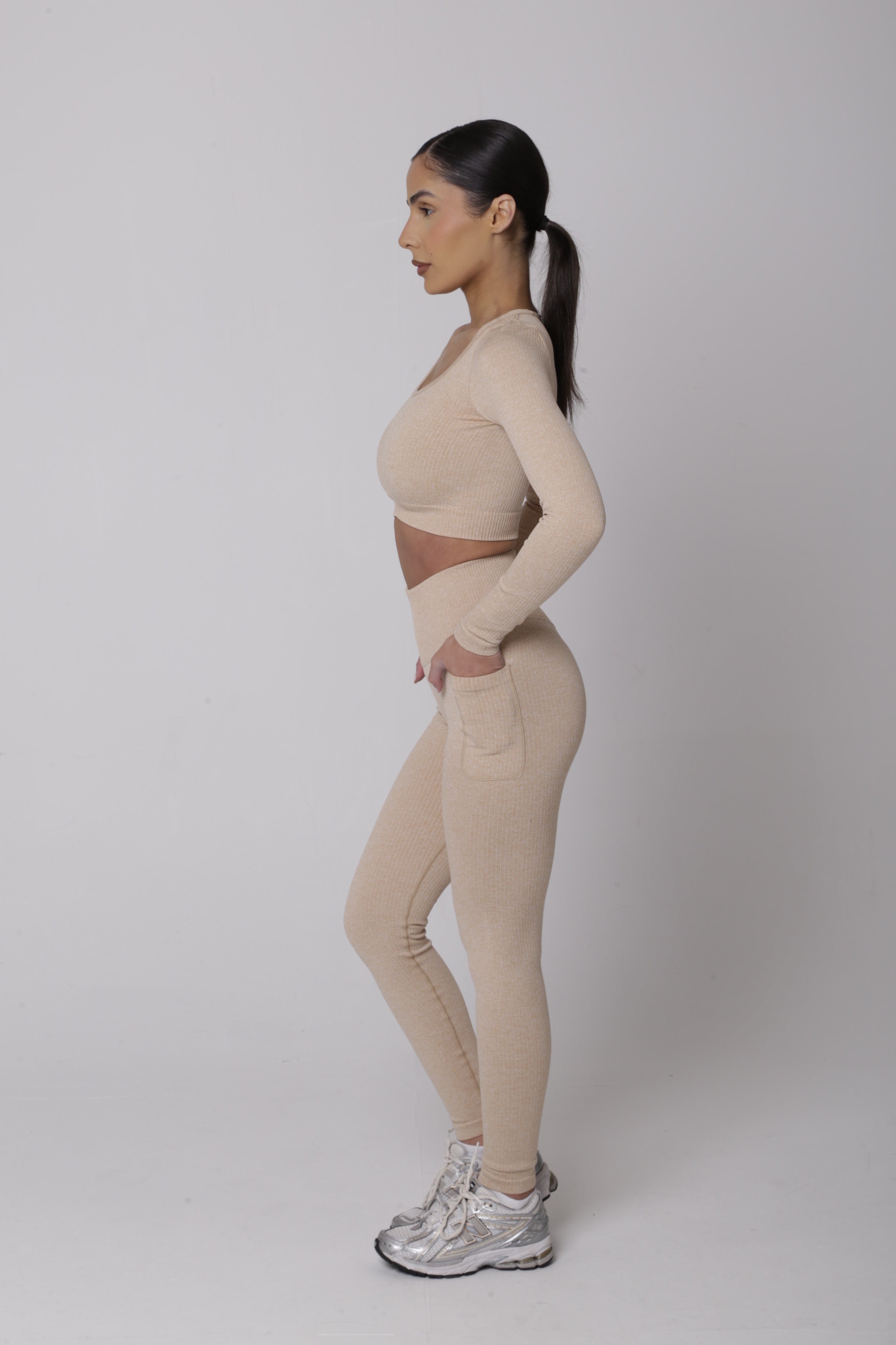 Ribbed Lux Longsleeve Croptop