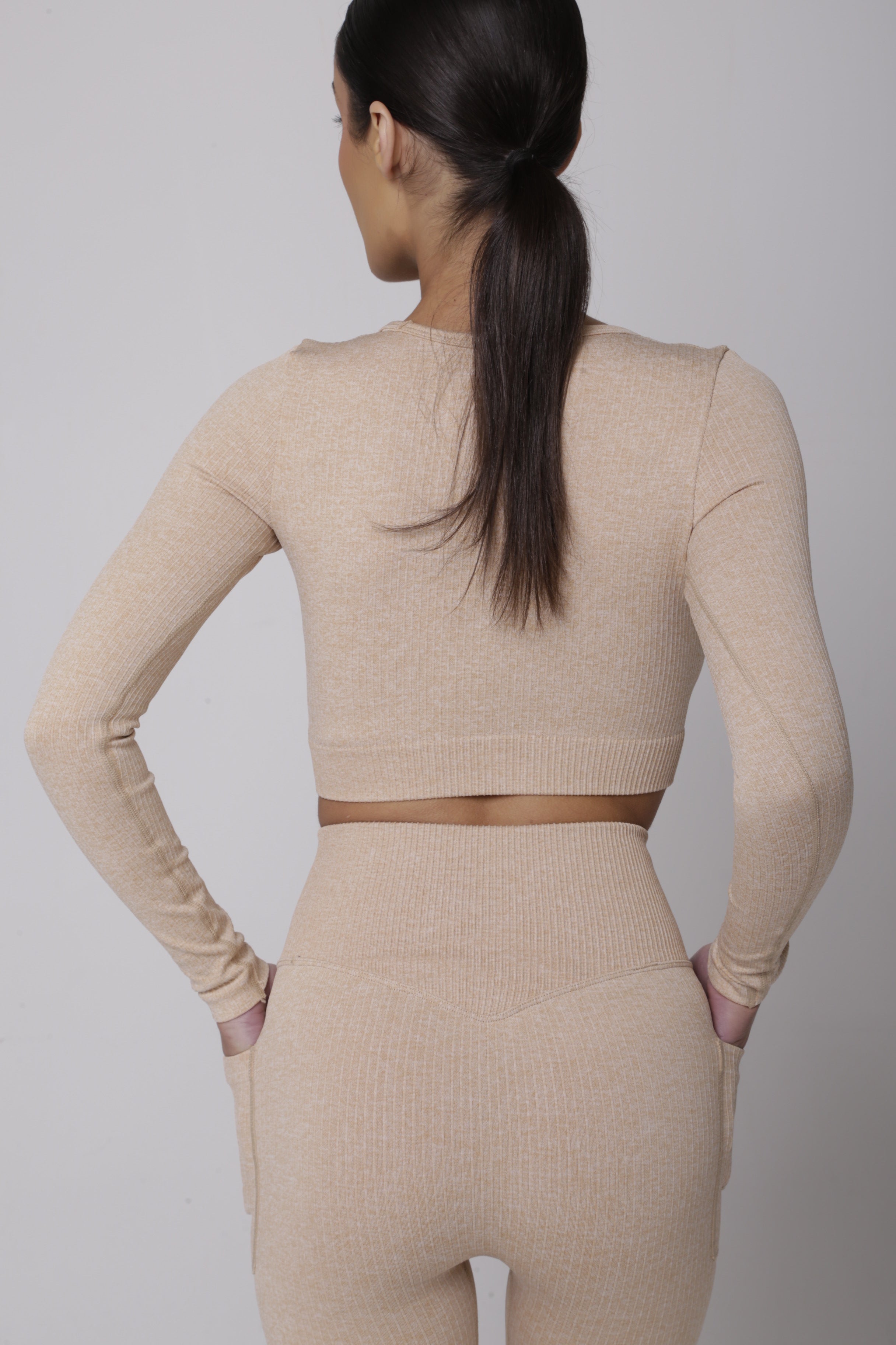 Ribbed Lux Longsleeve Croptop