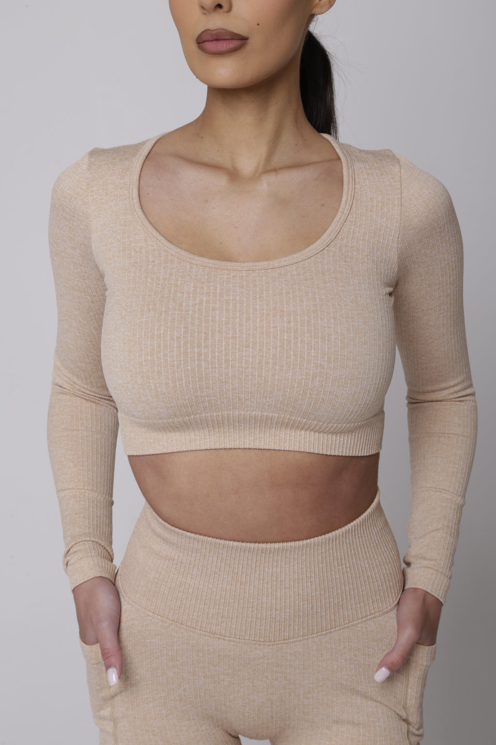 Ribbed Lux Longsleeve Croptop