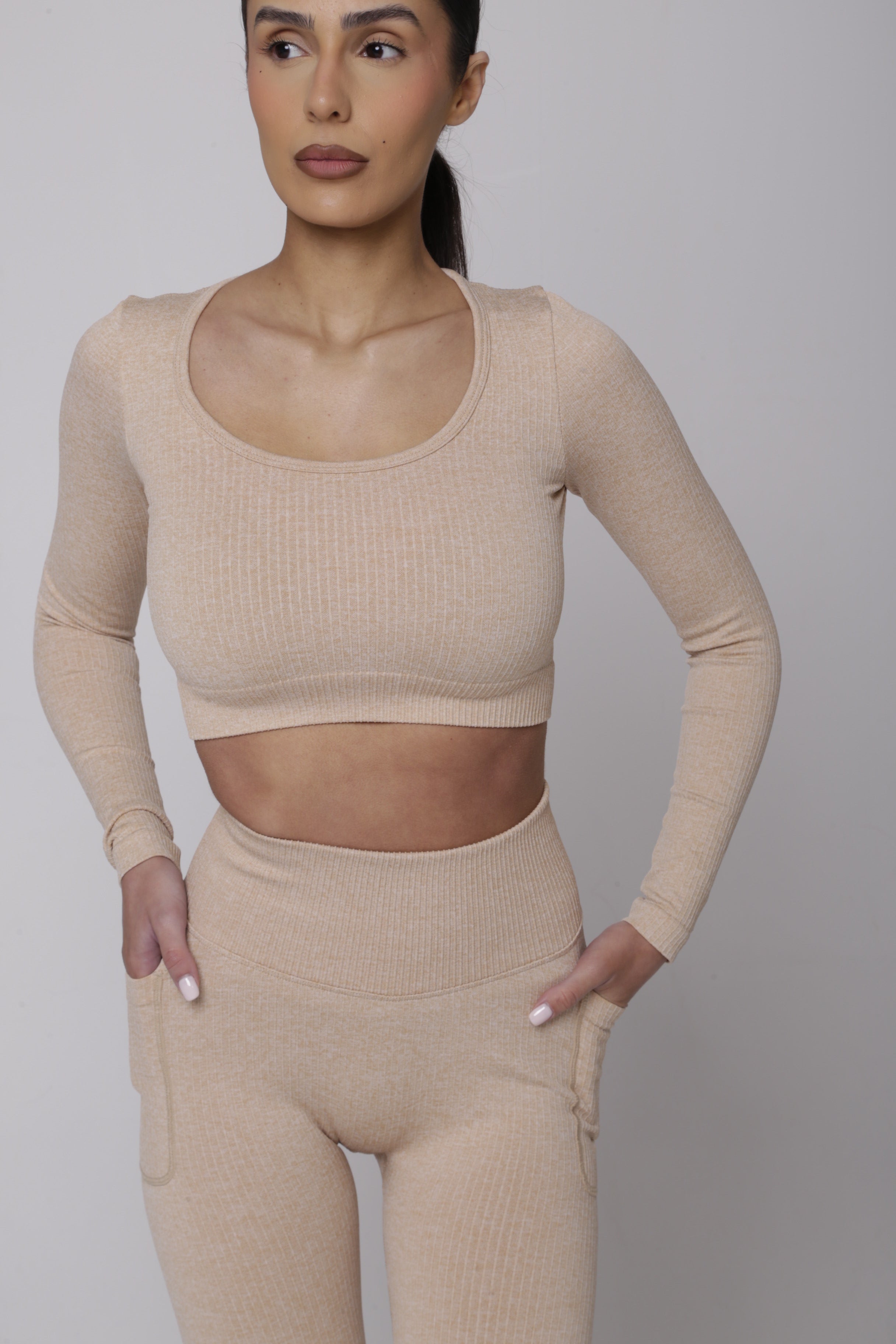 Ribbed Lux Longsleeve Croptop